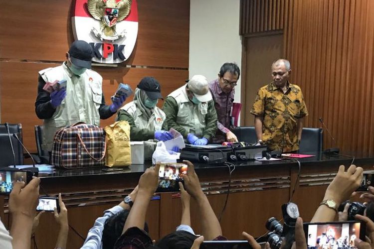 KPK Tangkap Anggota DPR RI Fraksi Partai Demokrat, Amin Santono