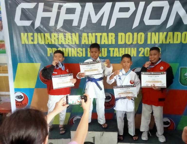 Atlet Inkado-Dojo Prisai Polbeng Raih Prestasi di Kejuaraan Antar Dojo Inkado se-Riau 2023