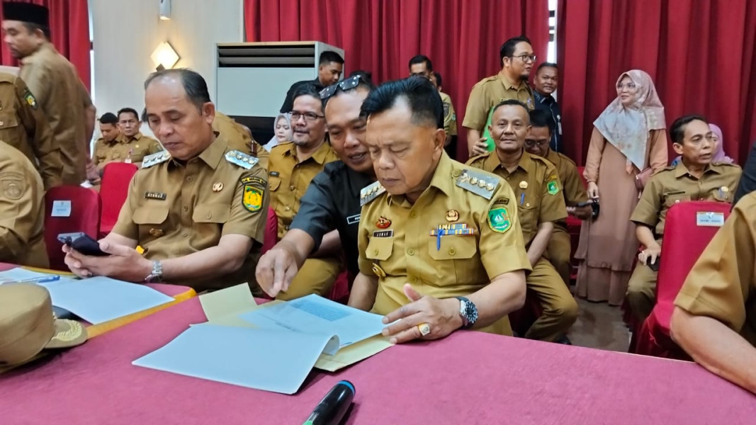 Bupati Asmar Meeting Pengendalian Inflasi Daerah Bersama Gubri