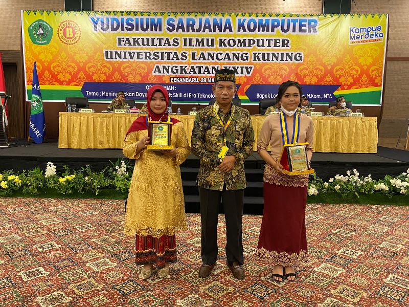 Beasiswa Pemprov Riau, Jadikan Sasqia Pemuncak Yudisium Fasilkom Unilak