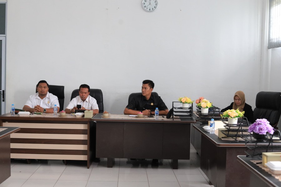 Komisi I DPRD Kepulauan Meranti Bahas Isu Kepegawaian Dalam Rapat Kerja Bersama BKPSDM