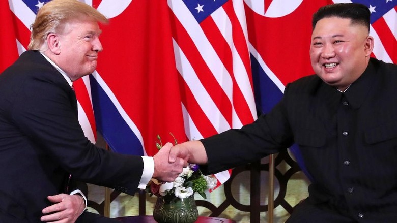Trump Ingin Bertemu Kim Jong Un di DMZ: Kami Berdua Ingin Melakukannya