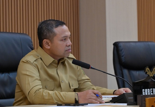 Mantan Bupati Pelalawan Wafat, Gubri Sampaikan Duka Mendalam