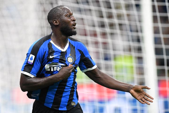 Legenda Napoli Menilai Lukaku Lebih Baik daripada Icardi