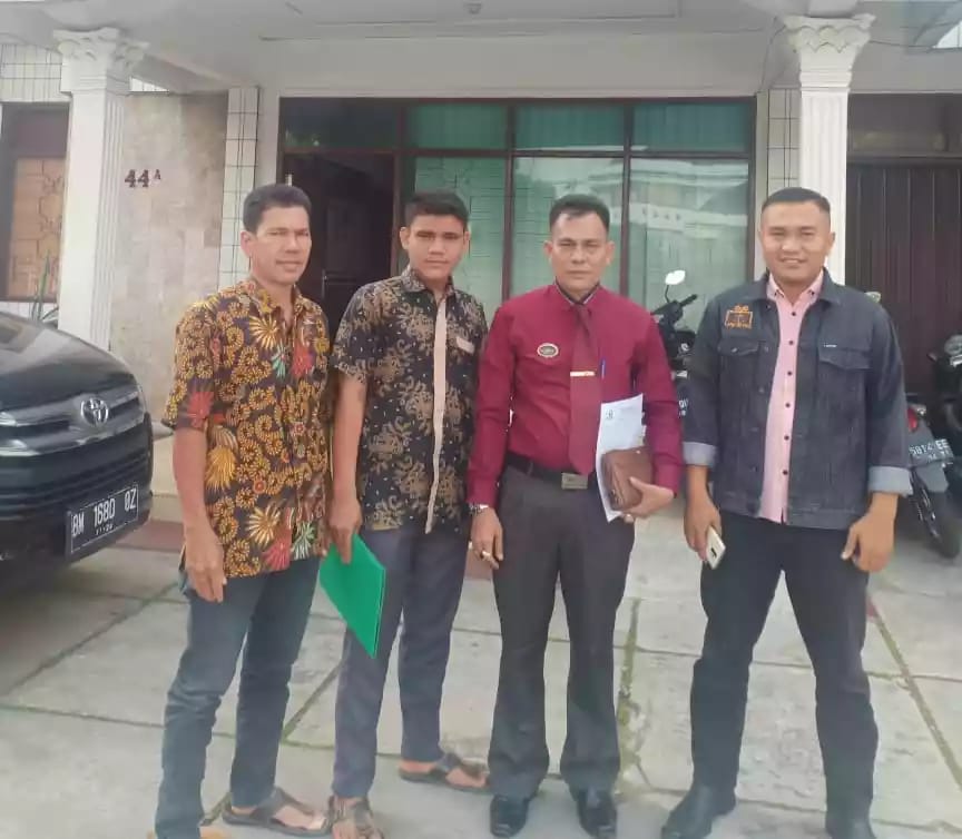 Dikeluarkan dari Sekolah, Seorang Santri Melapor Ke Ombudsman Provinsi Riau