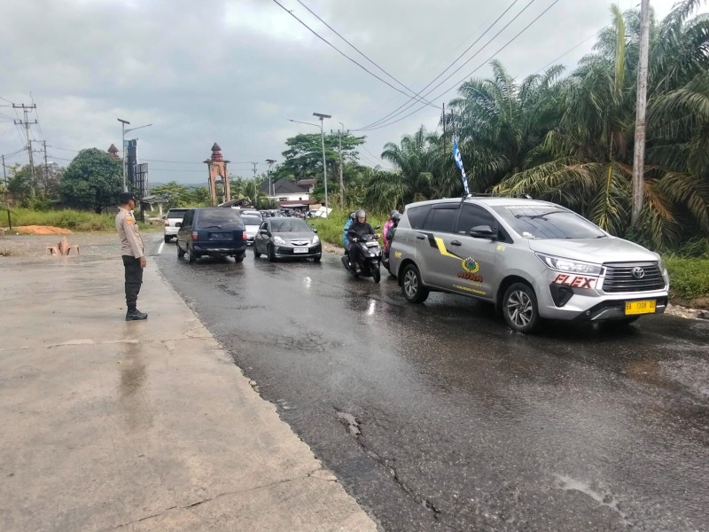 Arus Lalu Lintas Pekanbaru-Sumbar Padat, Polisi Pastikan Mudik Tetap Lancar