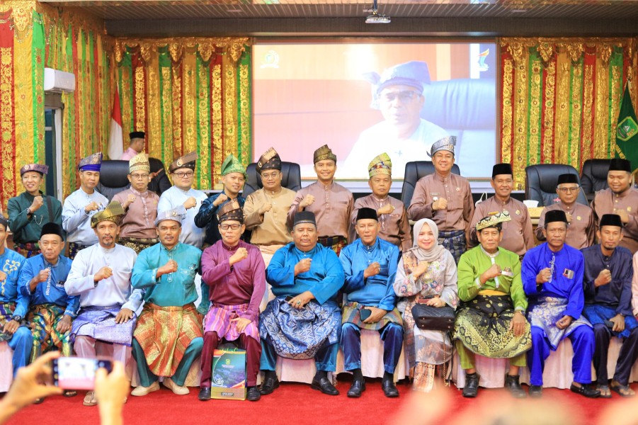 Rapat Paripurna Hari Jadi ke-17: DPRD  Yakin Kepulauan Meranti Akan Bangkit di Masa Depan