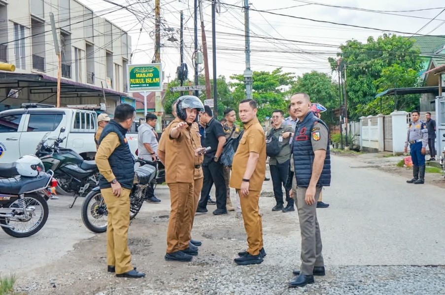 Gesa Perbaikan Jalan Rusak, Pemko Pekanbaru Overlay 29 Ruas, ini Daftarnya!
