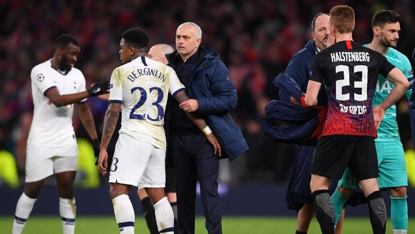 Mourinho: Tottenham seperti Bertarung dengan Senjata Tanpa Peluru