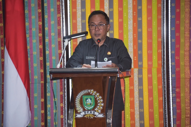 Sekda Bengkalis Hadiri Rapat Paripurna Pandangan Umum Fraksi tentang Ranperda APBD-P 2025