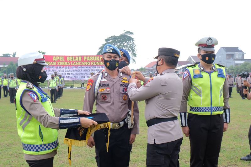 Pimpin Gelar Pasukan, Kapolda Riau: Jalankan Misi dan Capai Tujuan Operasi Ini