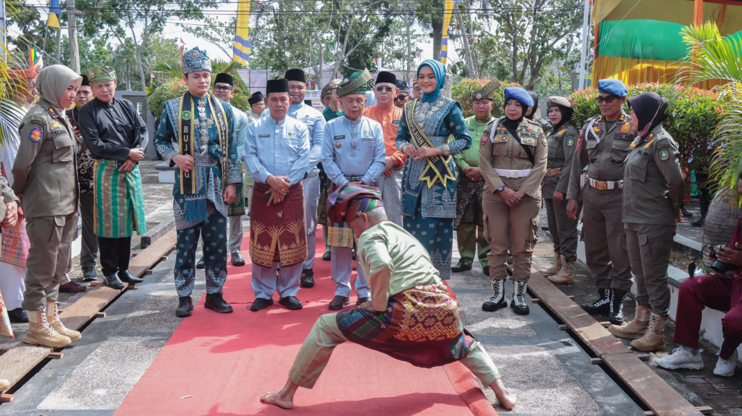 Asmar Ikuti Paripurna DPRD Hari Jadi Kabupaten Kepulauan Meranti ke-16 Tahun