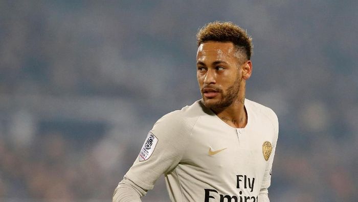 Ayah Neymar Tepis Rumor Negosiasi Baru dengan Barcelona