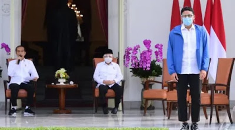 Bangkitkan Ekonomi Kreatif, Sandiaga Uno Tantang Pemda Bikin 'Jaket Biru' Ciri Khas Daerah