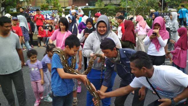 CFD: Masyarakat Pekanbaru Ikuti Senam Sehat Bersama Unilak