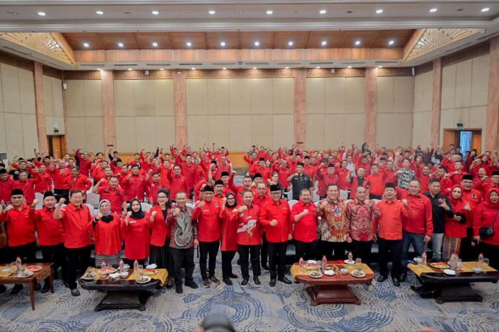 Hasto Sebut Kasmarni - Bagus Pasangan Hebat dan Kompak