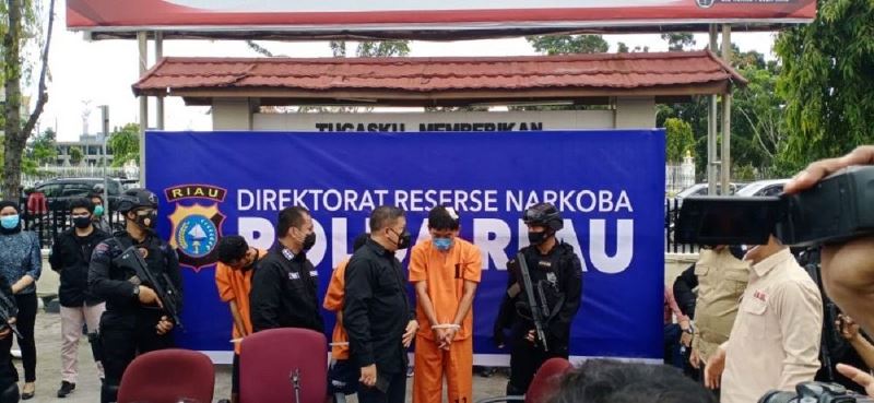 Pangkat Kompol Jadi Kurir Sabu, Kapolda Riau: Jangan Sebut Dia Anggota Polri