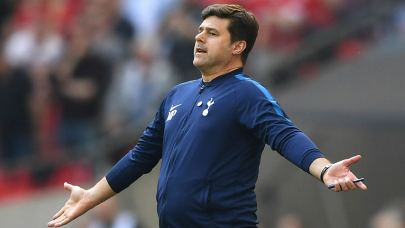 Pochettino Minta 200% dari Spurs