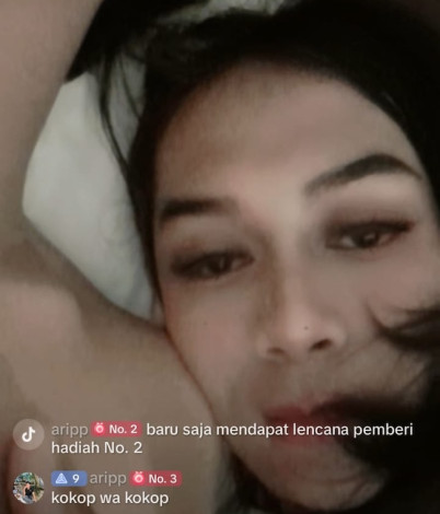 Diduga Live Mesum, Transgender di Bengkalis Dilaporkan ke Polisi
