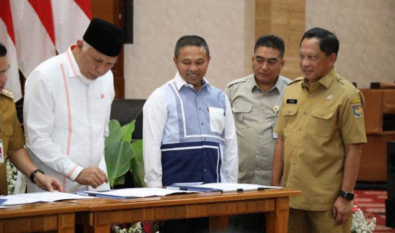 Dukung Hilirisasi Nasional, Gubernur Bakal Bangun Pabrik Kelapa dan Sagu di Riau