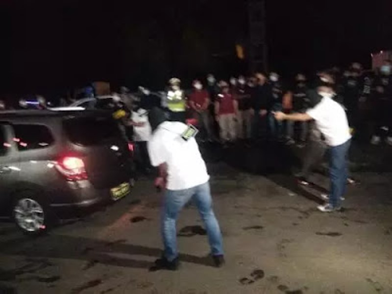 Polri : 2 Anggota FPI Tewas di KM 50, 4 Lainnya Tewas di Mobil karena Lawan Petugas