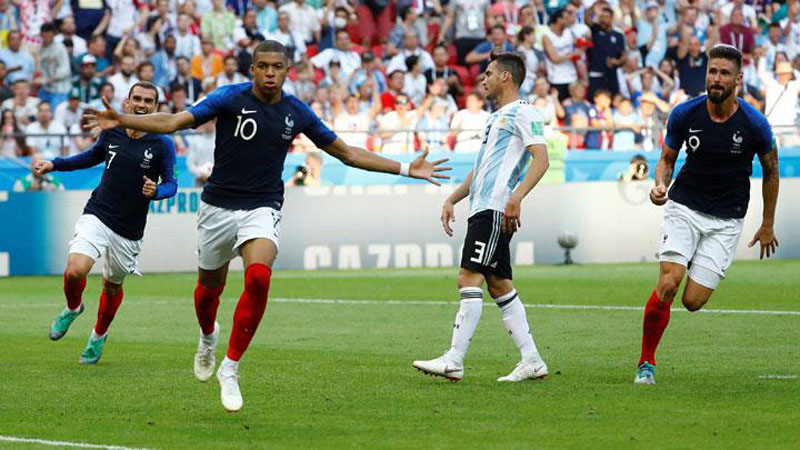 Mbappe Adalah Pahlawan Kota Miskin di Prancis