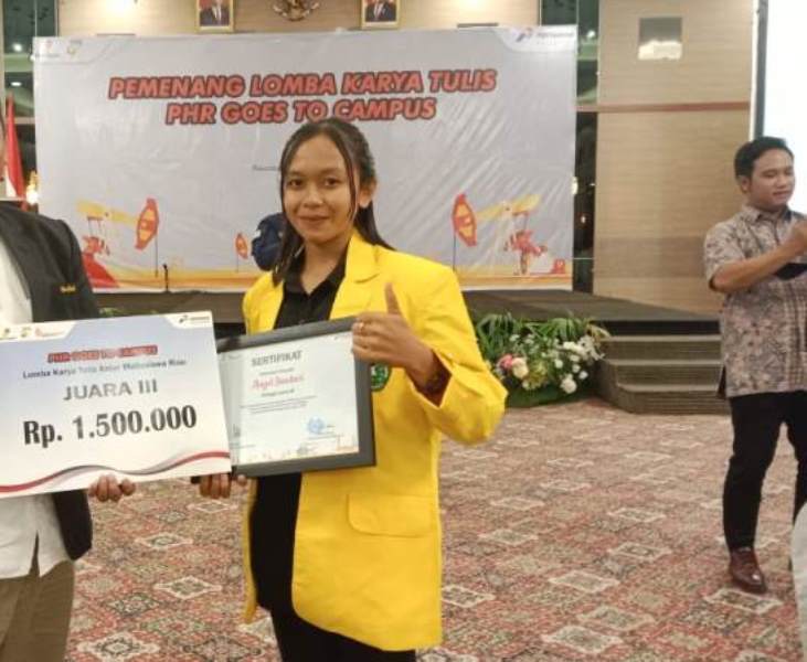 Mahasiswi Unilak Juara Lomba Karya Tulis PHR Go To Campus