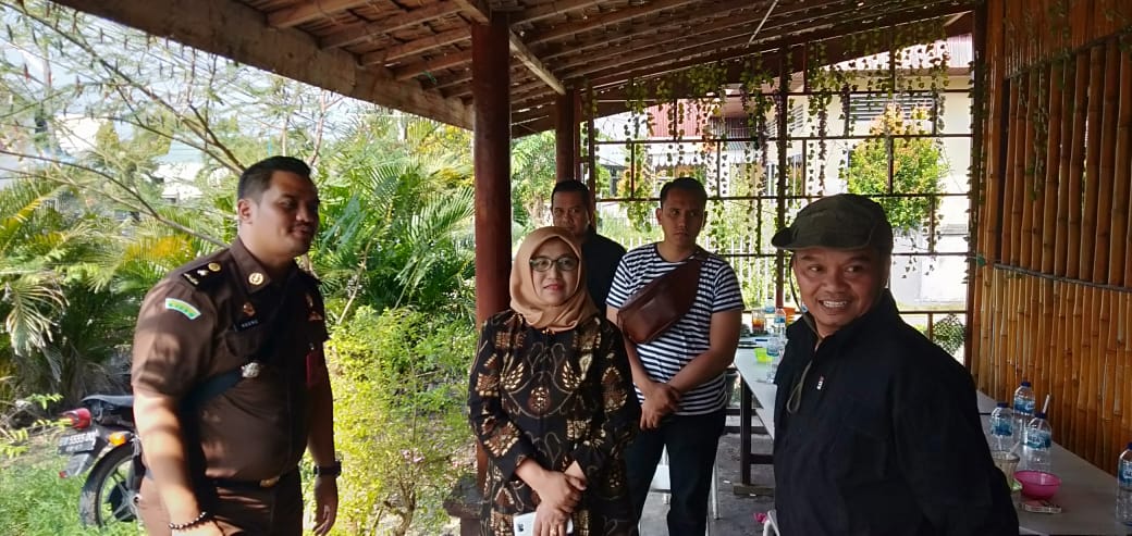 Jaksa Tindaklanjuti Laporan LSM Perkara Riau bersama Kajari Baru