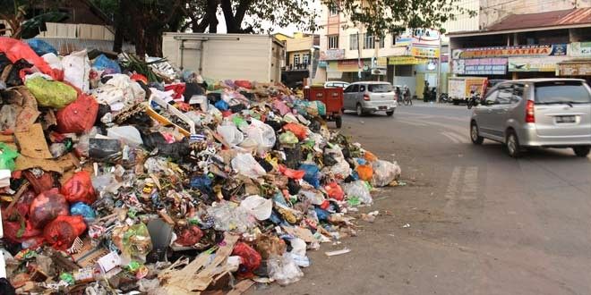 Ditentang DPRD, Pemko Pekanbaru Masih Swastanisasi Pengelolaan Sampah?