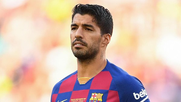 Barcelona Pertimbangkan Rekrut Pengganti Luis Suarez