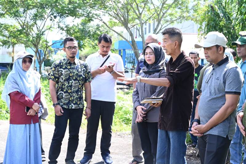 Bupati Bengkalis Tinjau Lahan Program Sekolah Rakyat di Desa Wonosari