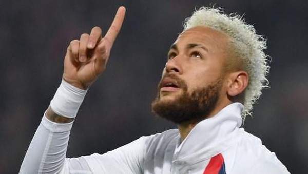 Neymar: PSG Kalah Karena Terlalu Lama Memarkirku