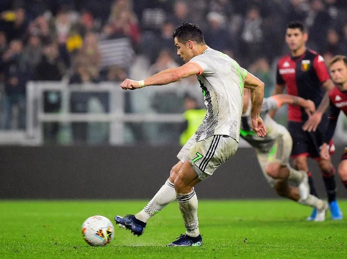 Senator Italia Pertanyakan Penalti Ronaldo