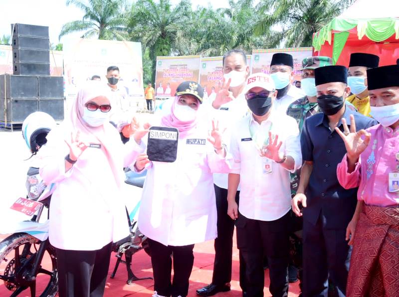 Bupati Launching Program SIMPONI RSUD Mandau