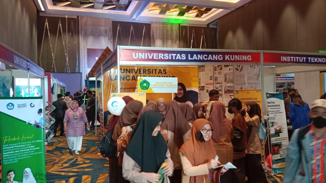 Hadir Di Sumatera Education dan Techno Expo 2023, 200 Orang Kunjungi Stand Unilak Riau