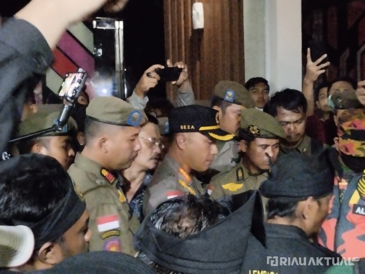 JP Pub & KTV Belum Bisa Disegel, Satpol PP Pekanbaru Bilang Begini