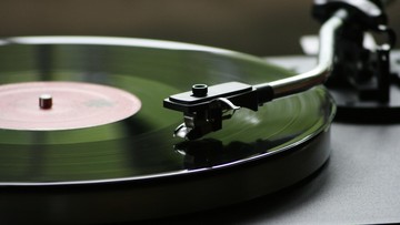 Corona, Penjualan Album di AS Capai Titik Terendah 6 Dekade