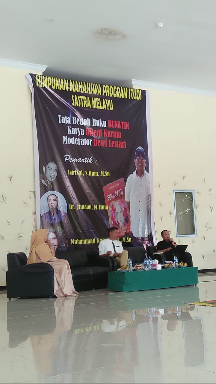 Pakai Kemenyan, Buku Terbaik HPI 2018 'Bunatin' karya Dheni Kurnia Dibedah di Unilak
