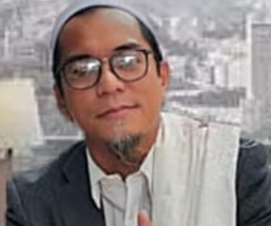 Menulis dalam Sunyi, Menerangi dalam Sepi