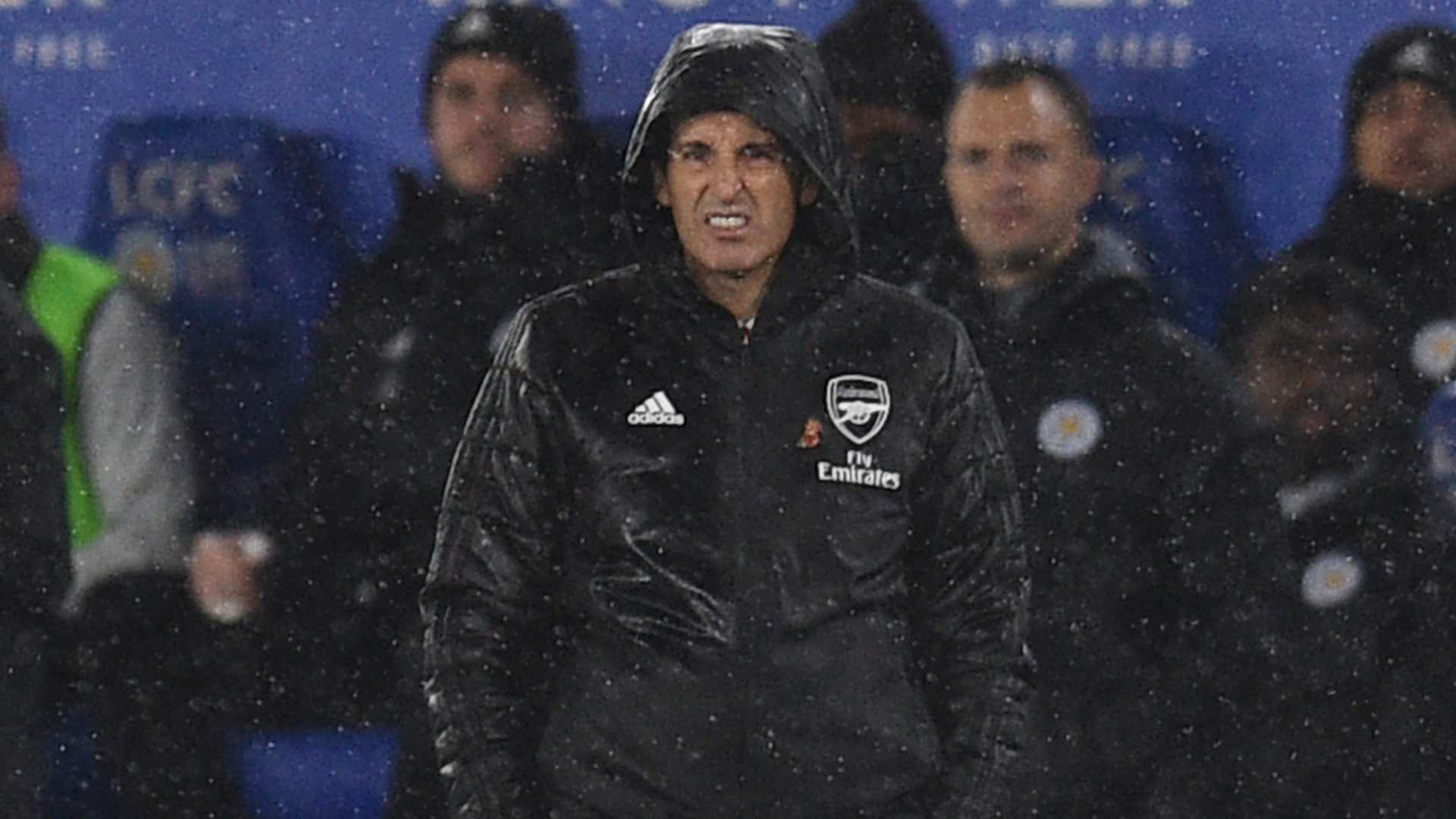 Pekerjaanmu Lo, Emery