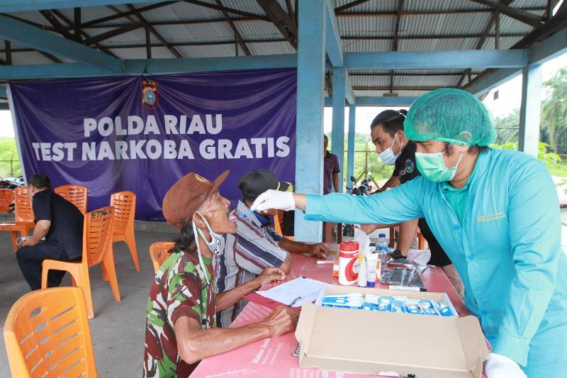 Gratis, Ditresnarkoba Polda Riau Lakukan Test Narkoba Di Lingkup Tenaga Kerja