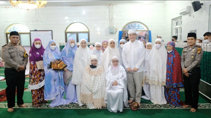 Kapolda Riau Safari Ramadhan di Masjid Nurul Ikhlas Kecamatan Lima Puluh