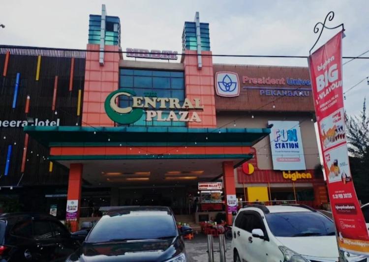 DPRD Pekanbaru Cium Kejanggalan Plaza The Central Berubah Jadi Kampus dan Kamar Kost