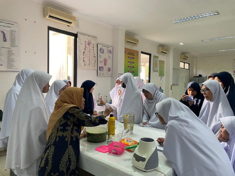 Pembuatan Pupuk Lindi Di Sekolah Al Ittihad Pekanbaru