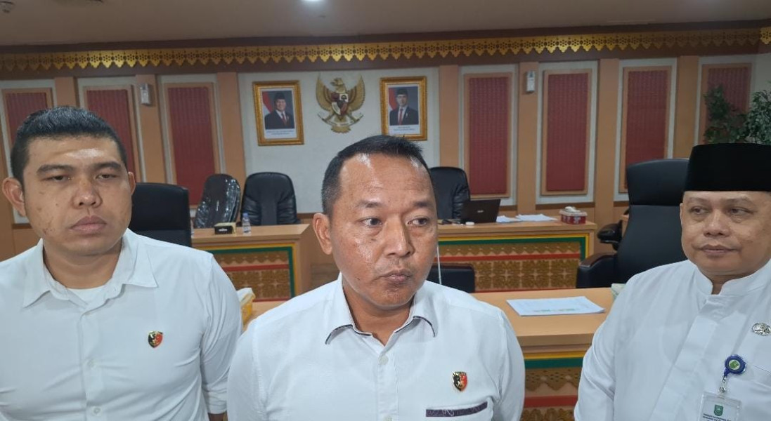 Ratusan Pegawai DPRD Riau Kembalikan Uang Korupsi SPPD Fiktif, Total Rp18,05 Miliar Disita