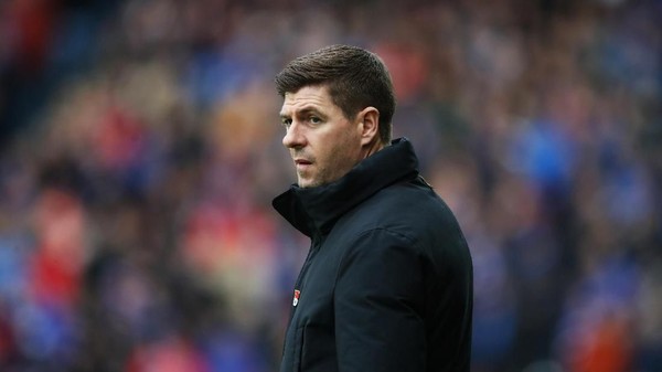 Gerrard: Lebih Sulit Jika Menjadi Pengganti Klopp