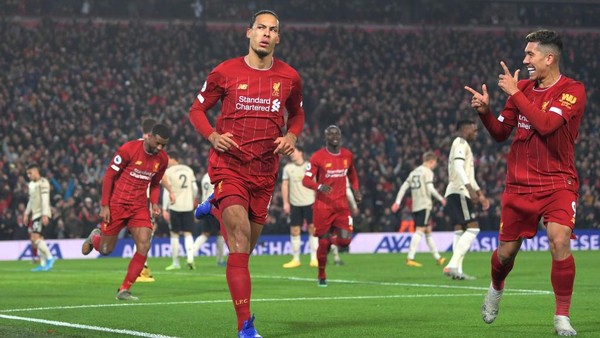 Van Dijk Belum Mau Bahas Gelar Juara Liga Inggris