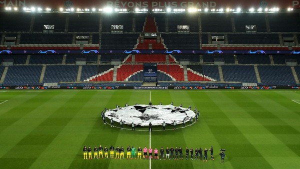 UEFA: Lebih Baik Laga Tertutup daripada Tidak Sama Sekali