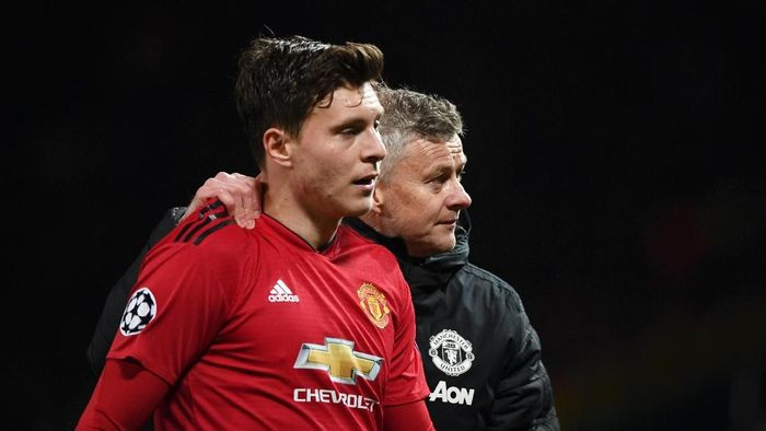 Dirumorkan Ada dalam Radar Barcelona, Lindelof Bahagia di Man United